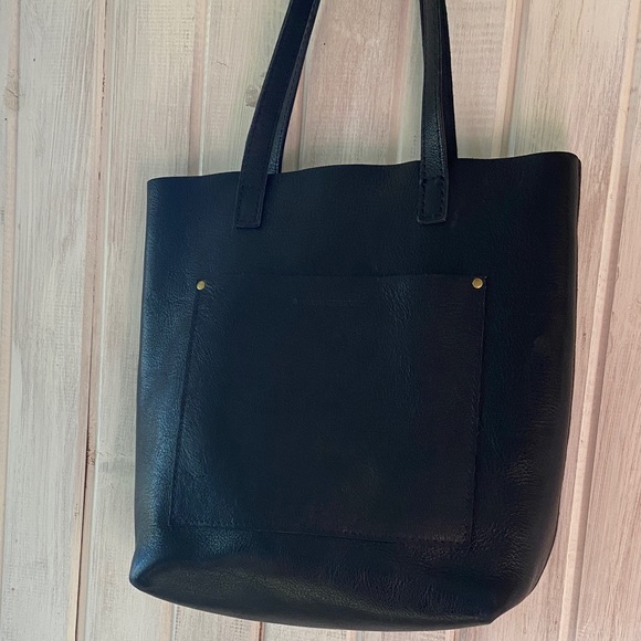 Portland Leather Black tote bag - Picture 2 of 10